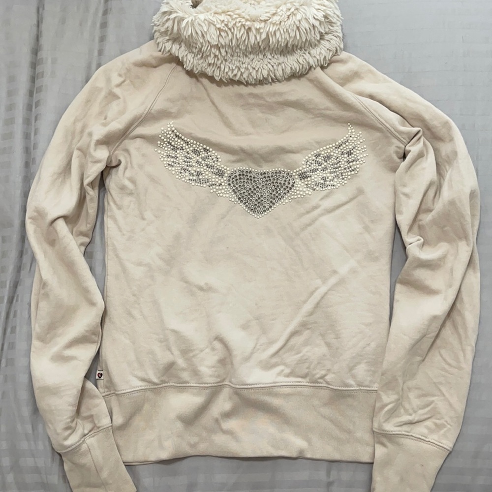Twisted Heart full zip w/faux fur and back detail